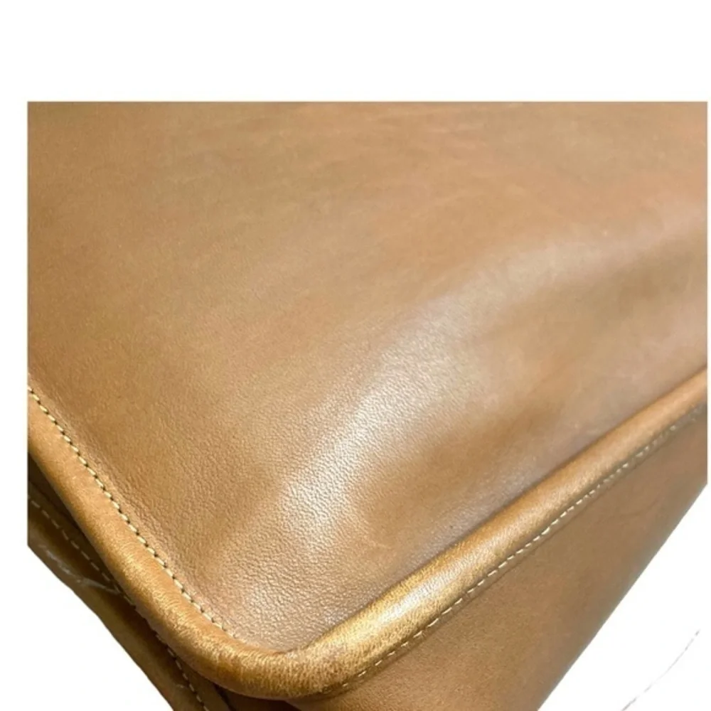 Coach vintage british tan New York City briefcase bag metropolitan 5180